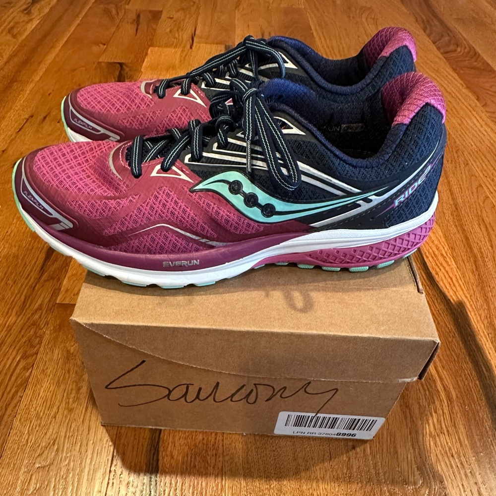 Saucony Women’s Ride 9 Size 9